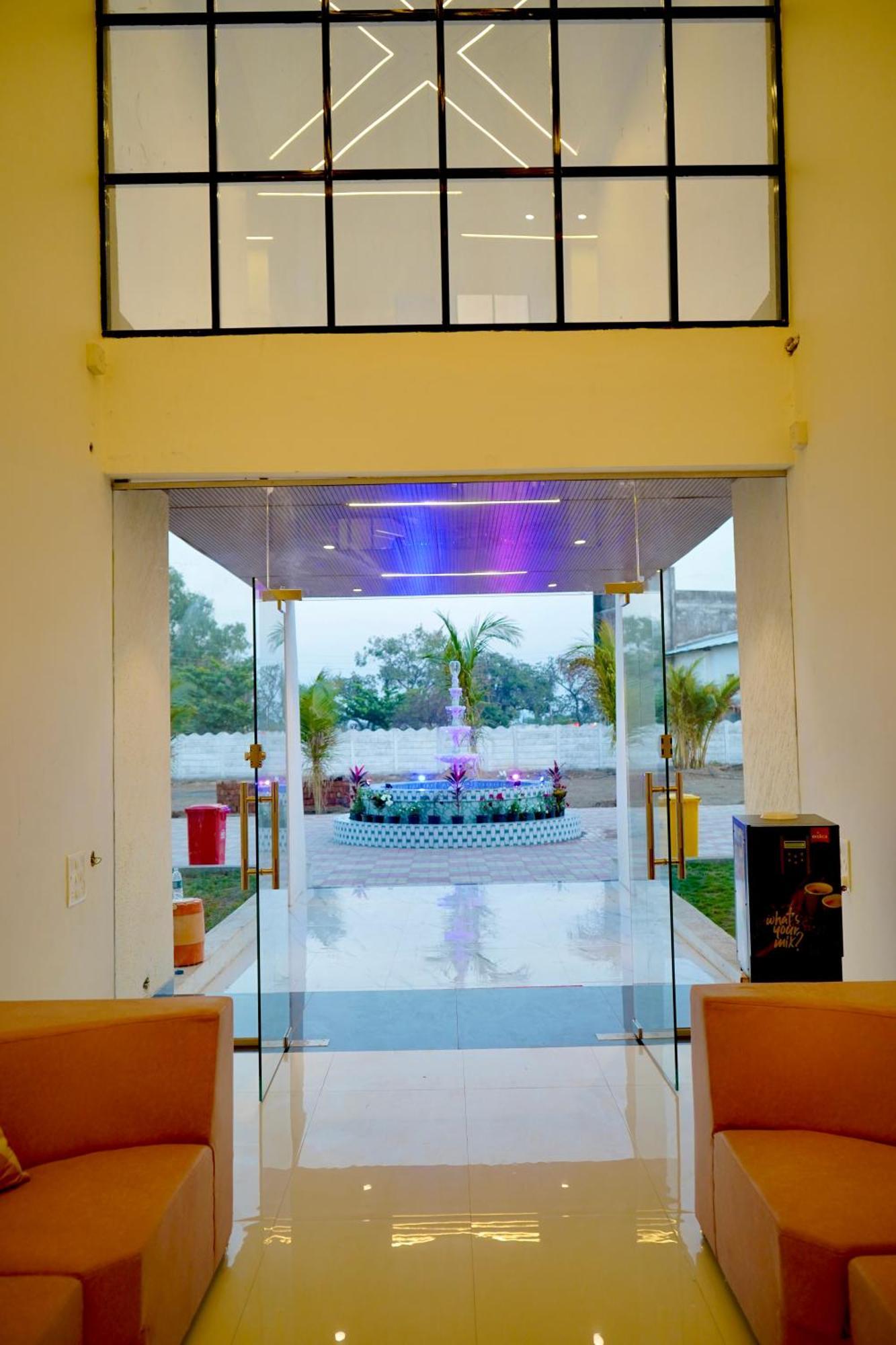 Hotel Madhuban 奥兰加巴德 外观 照片